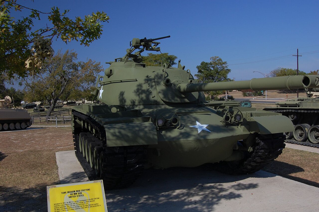 M48 Patton Gesamtansicht seitlich, ohne Wappen oder Truppenkennzeichen im Bild