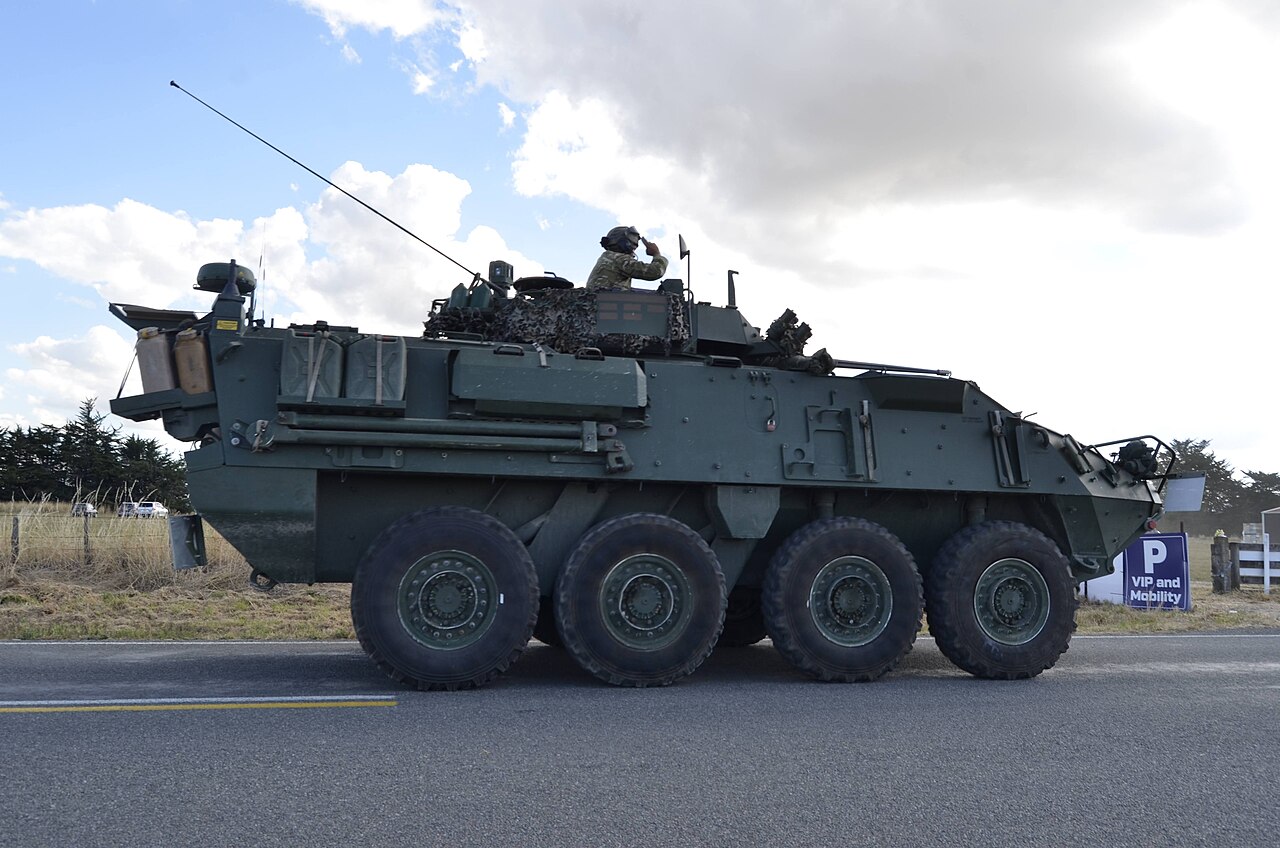 Stryker M1126 Gesamtansicht, ohne Wappen oder Truppenkennzeichen