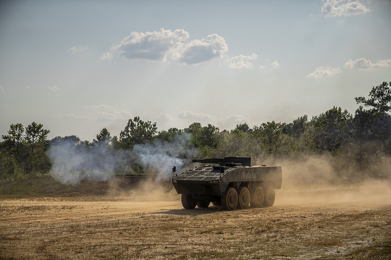 Patria AMV Gesamtansicht seitlich, ohne Wappen oder Truppenkennzeichen im Bild
